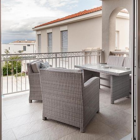 Deluxe Apartment Vila Carissa Malinska Kültér fotó